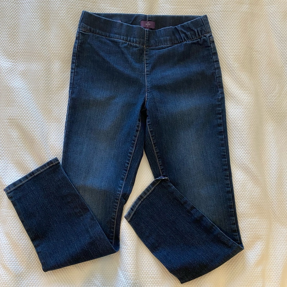 NYDJ Millie pull on ankle jeans. Size 2